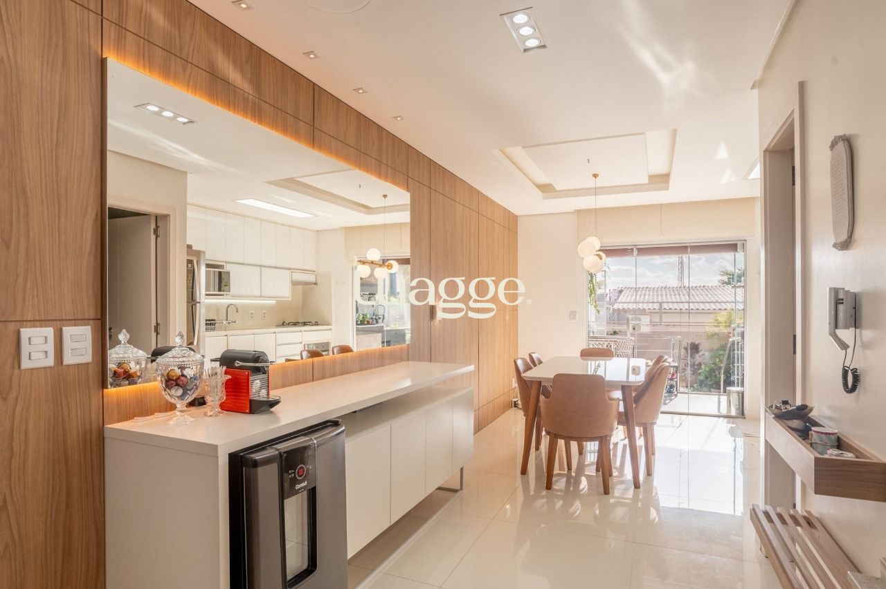 Casa à venda com 3 quartos, 177m² - Foto 8