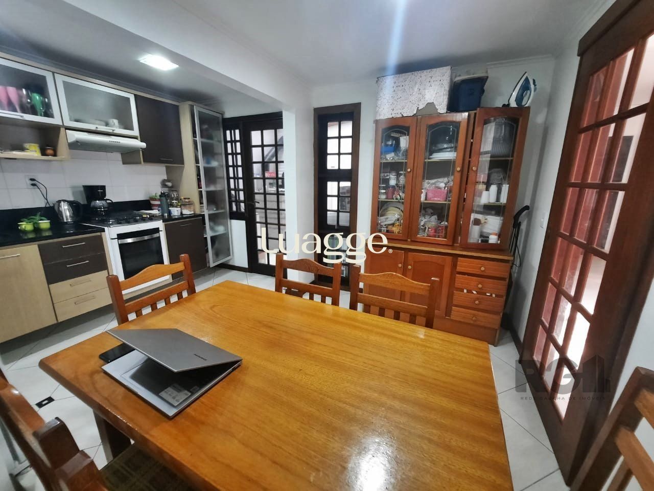 Casa de Condomínio à venda com 3 quartos, 140m² - Foto 2