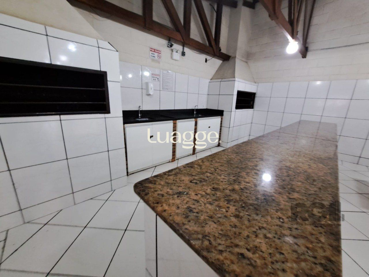 Apartamento à venda com 2 quartos, 36m² - Foto 29