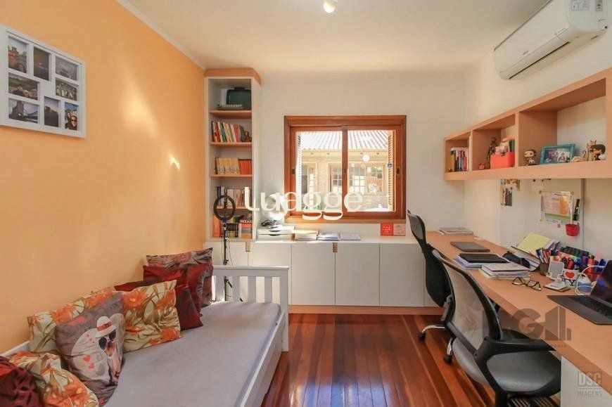 Casa à venda com 3 quartos, 207m² - Foto 7