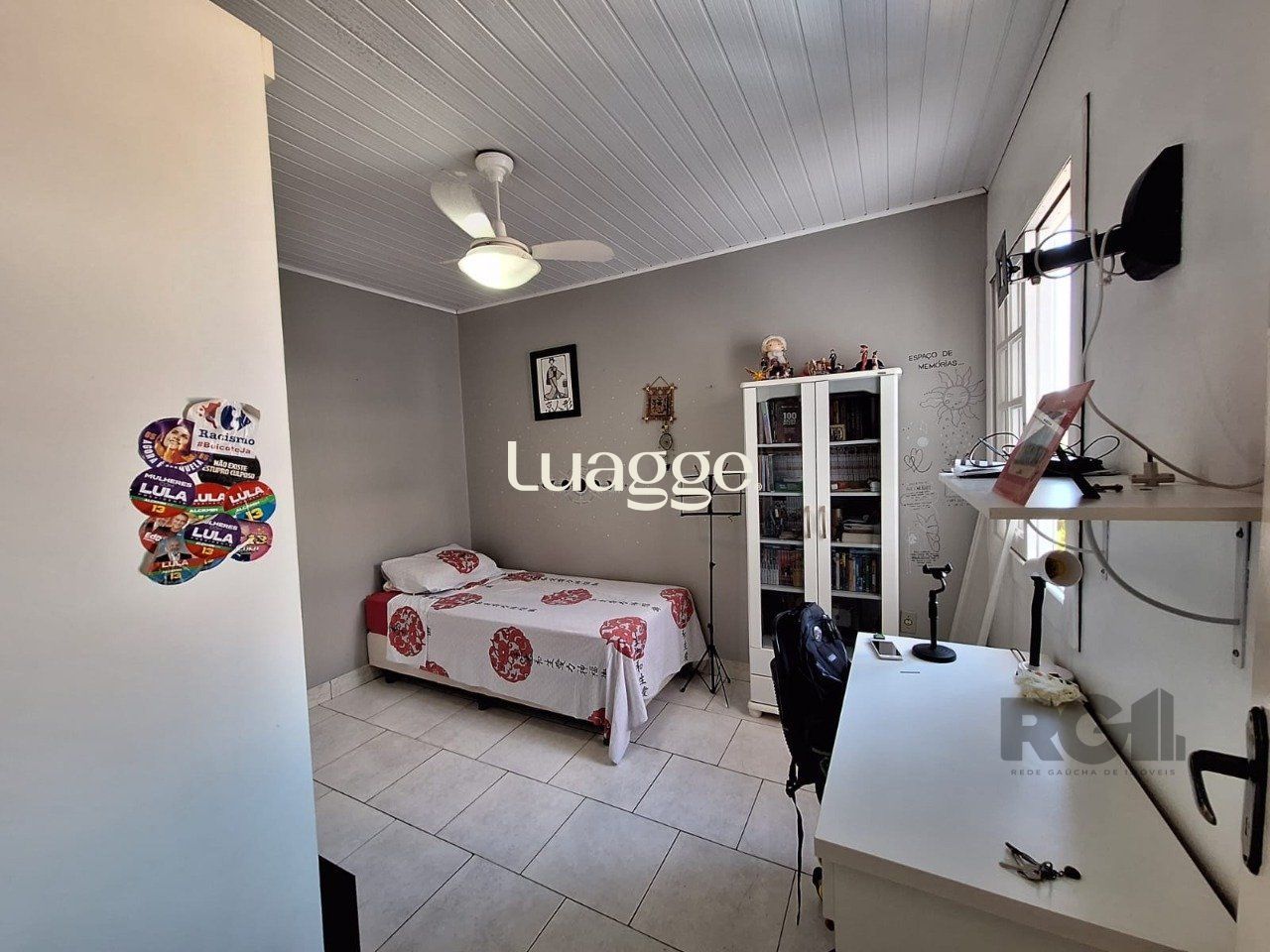 Casa à venda com 3 quartos, 199m² - Foto 9