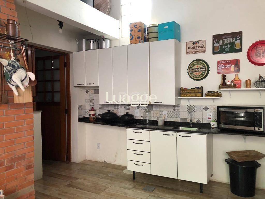 Casa à venda com 3 quartos, 148m² - Foto 7
