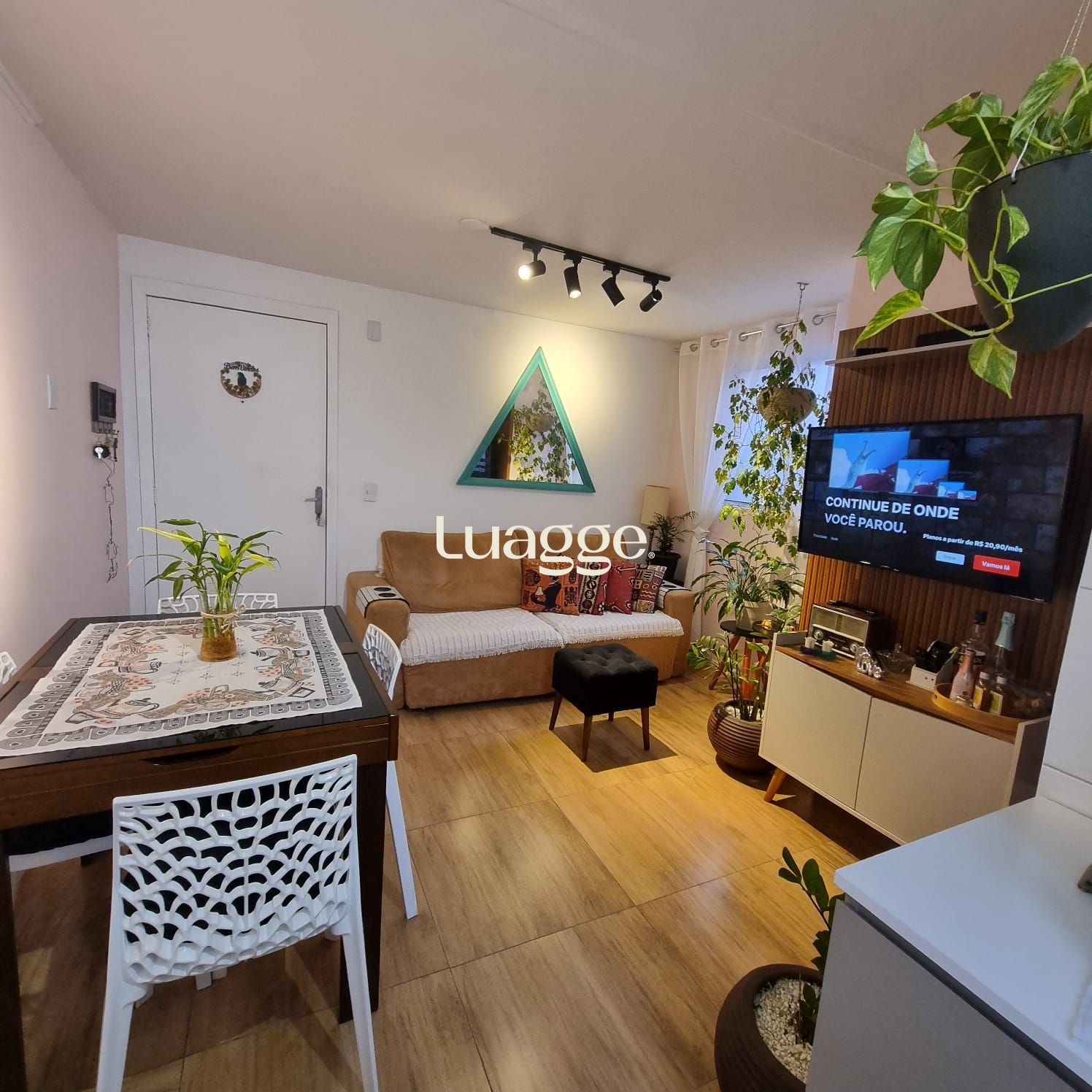Apartamento à venda com 2 quartos, 41m² - Foto 1