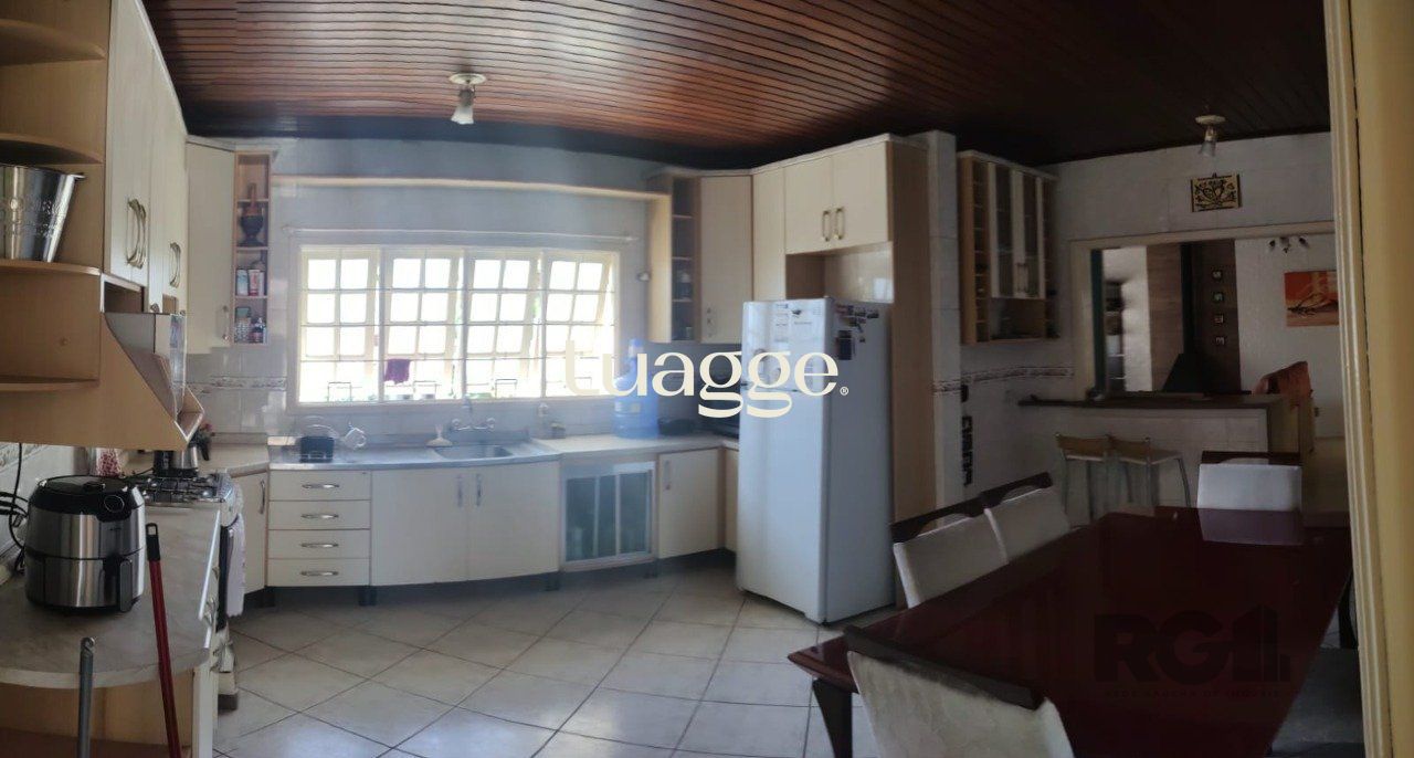 Casa à venda com 4 quartos, 265m² - Foto 5