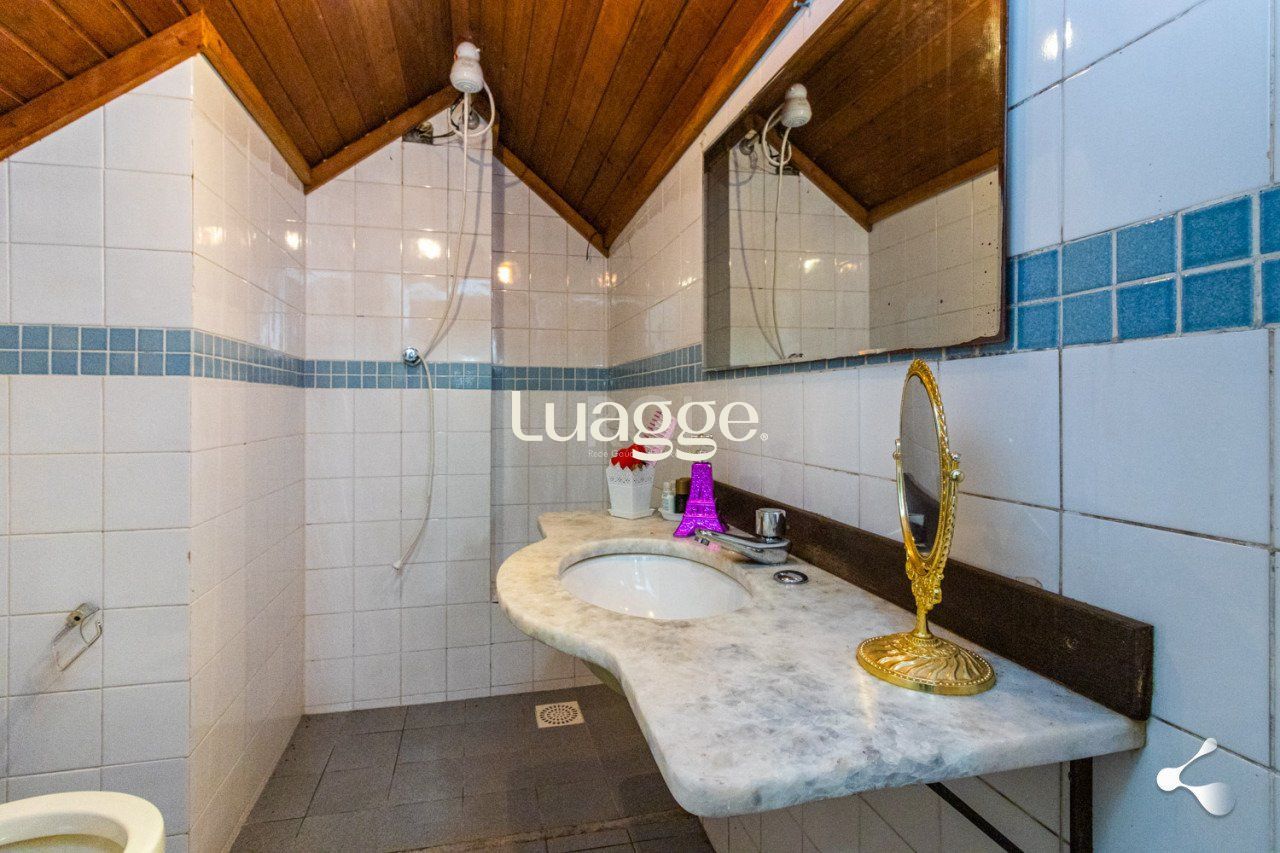 Casa de Condomínio à venda com 4 quartos, 233m² - Foto 23