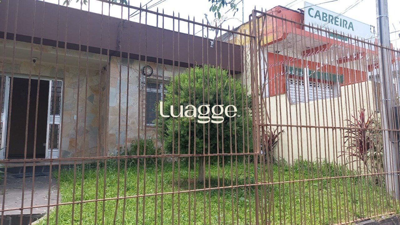 Casa à venda com 3 quartos, 90m² - Foto 1
