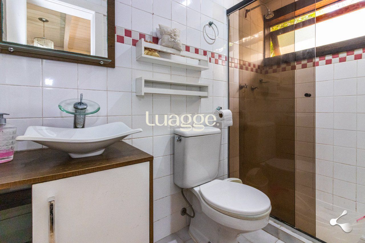 Casa de Condomínio à venda com 4 quartos, 233m² - Foto 21