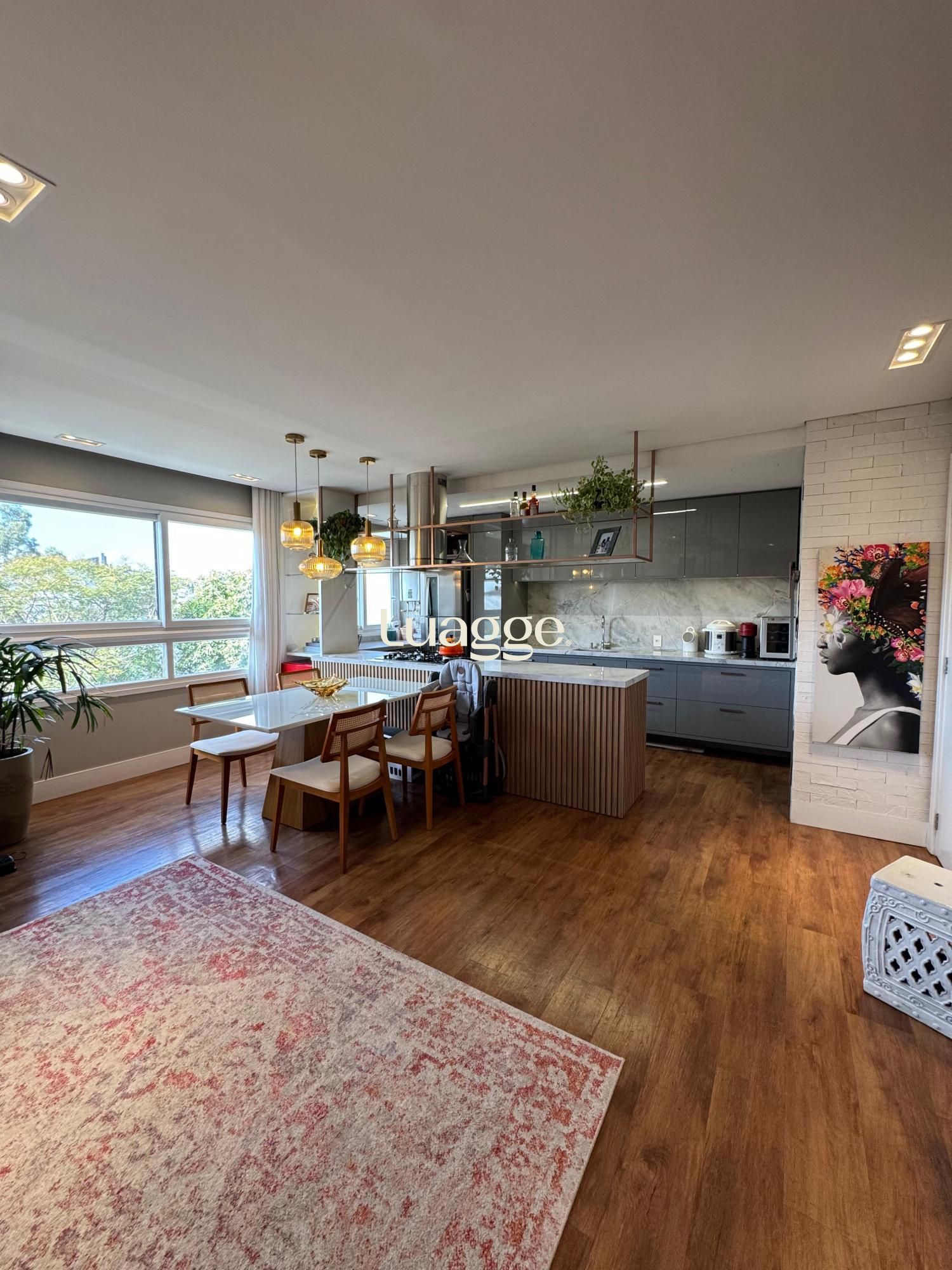 Apartamento à venda com 2 quartos, 78m² - Foto 1