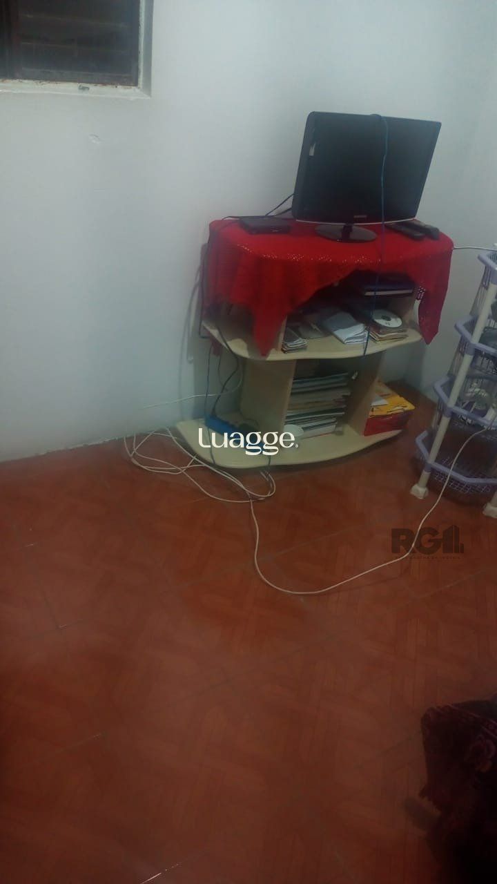 Apartamento à venda com 2 quartos, 42m² - Foto 2