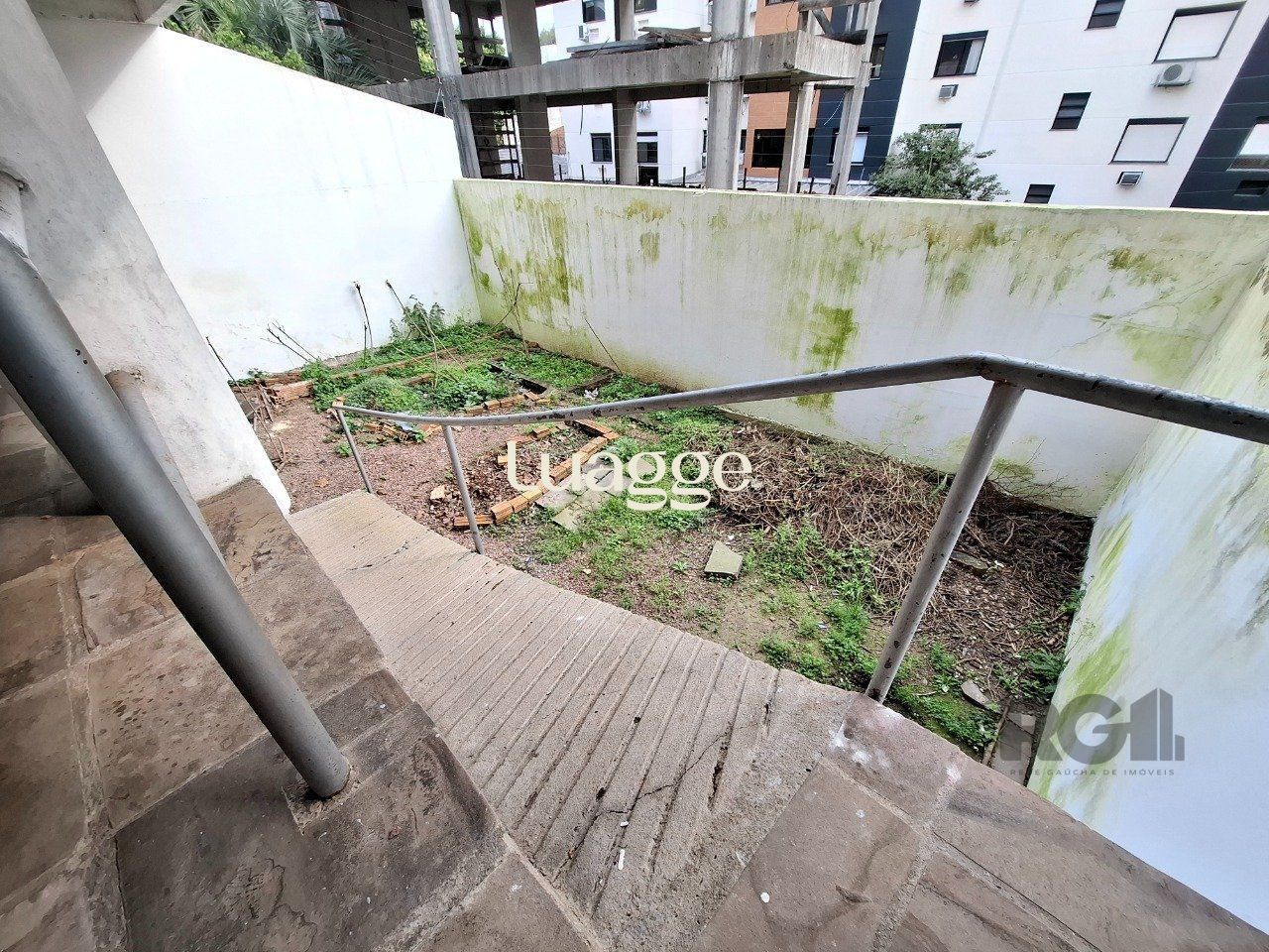 Casa à venda com 4 quartos, 300m² - Foto 49