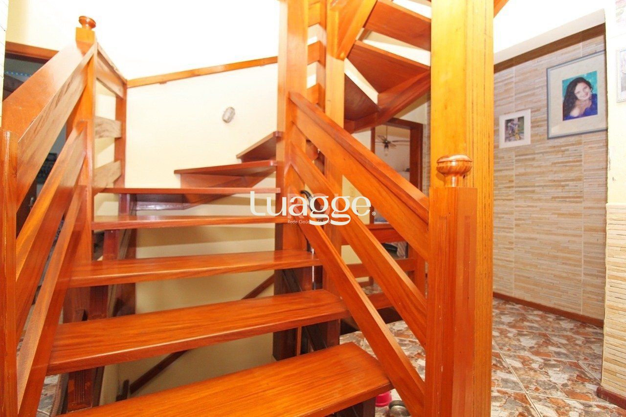 Casa à venda com 3 quartos, 340m² - Foto 46