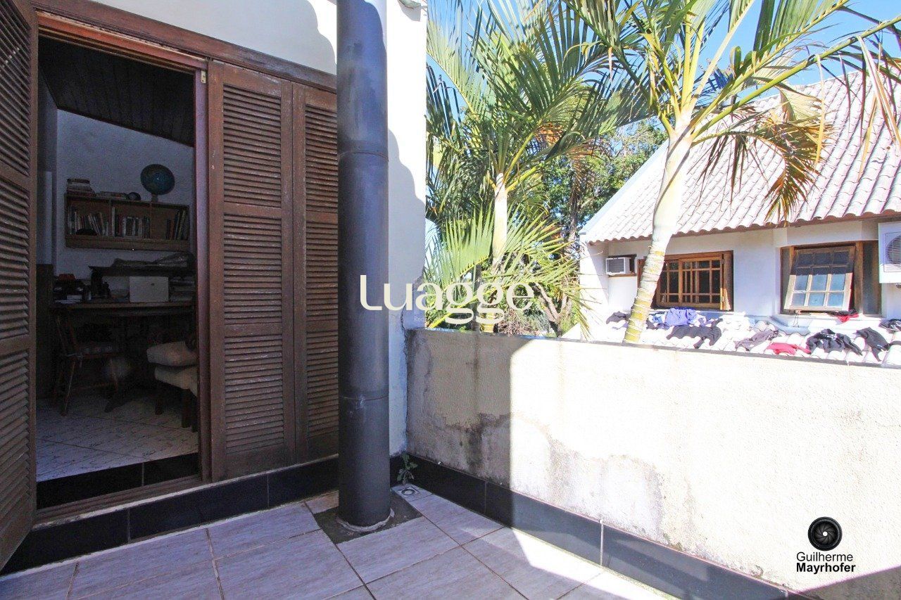 Casa à venda com 4 quartos, 248m² - Foto 24