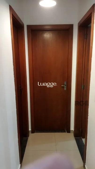 Casa à venda com 3 quartos, 68m² - Foto 4