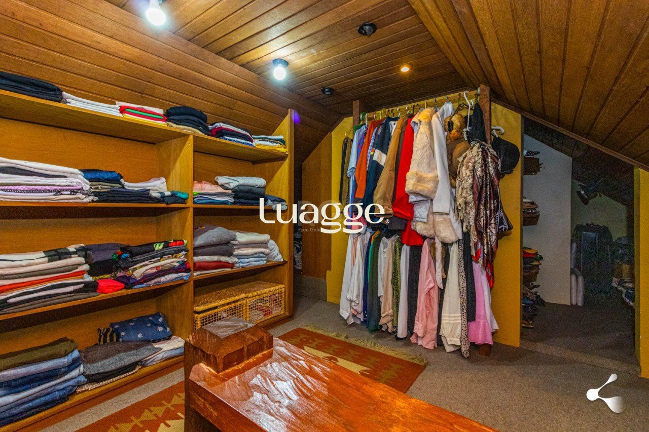 Casa de Condomínio à venda com 4 quartos, 233m² - Foto 28