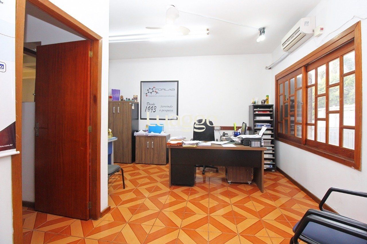 Casa à venda com 3 quartos, 340m² - Foto 43