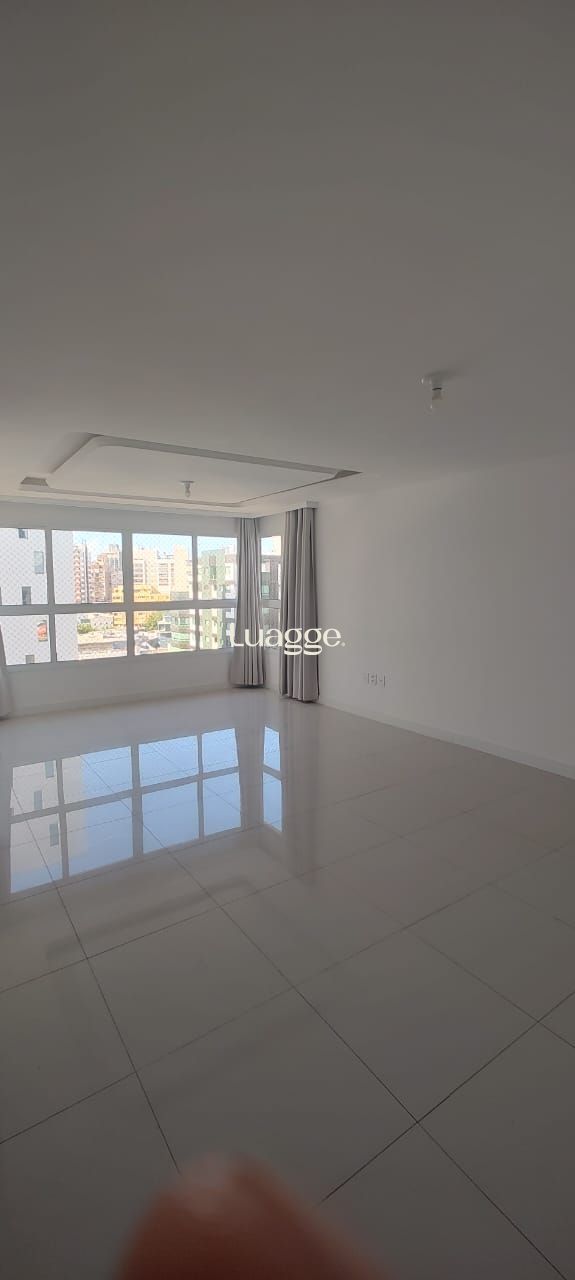 Apartamento à venda com 3 quartos, 104m² - Foto 8