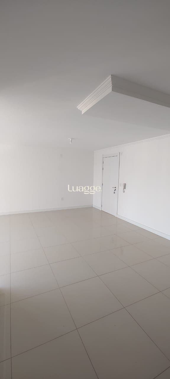 Apartamento à venda com 3 quartos, 104m² - Foto 9