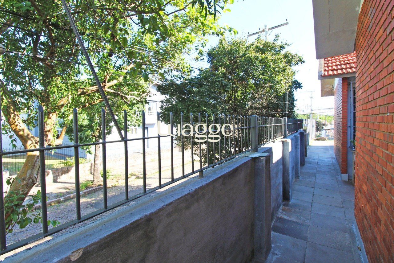 Casa à venda com 5 quartos, 73m² - Foto 37