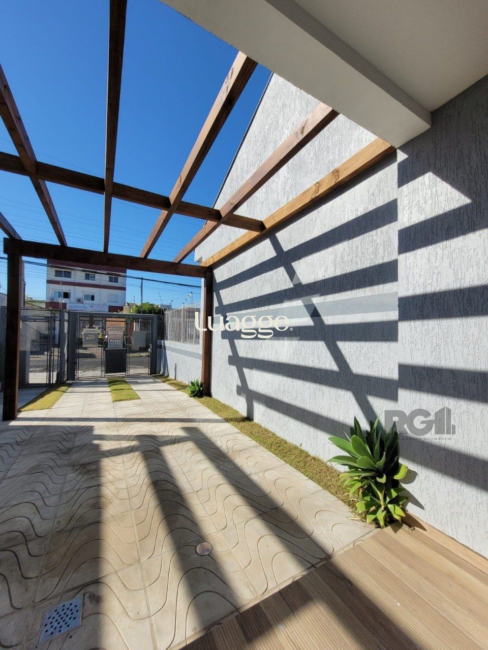 Casa à venda com 3 quartos, 97m² - Foto 3