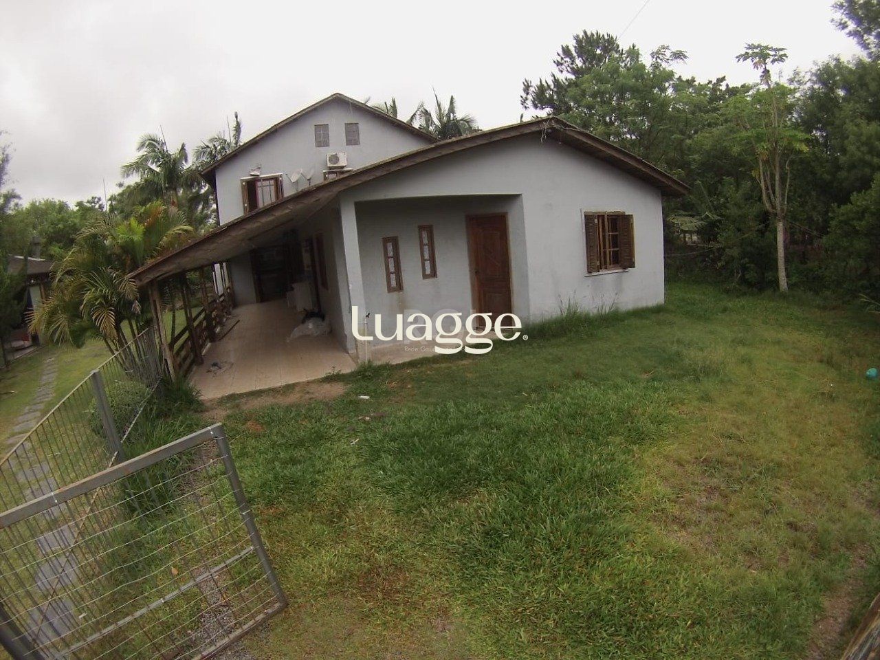 Casa à venda com 5 quartos, 232m² - Foto 3