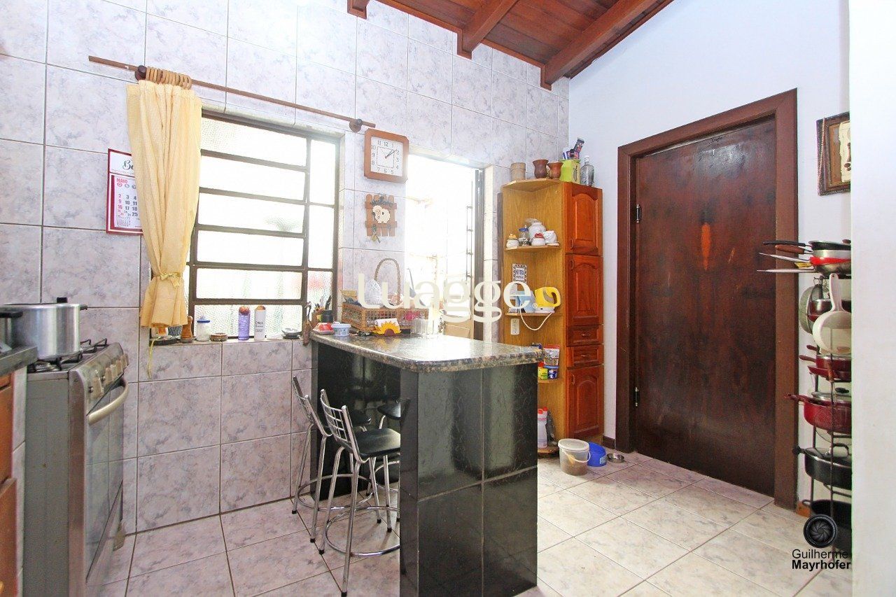 Casa à venda com 4 quartos, 248m² - Foto 8