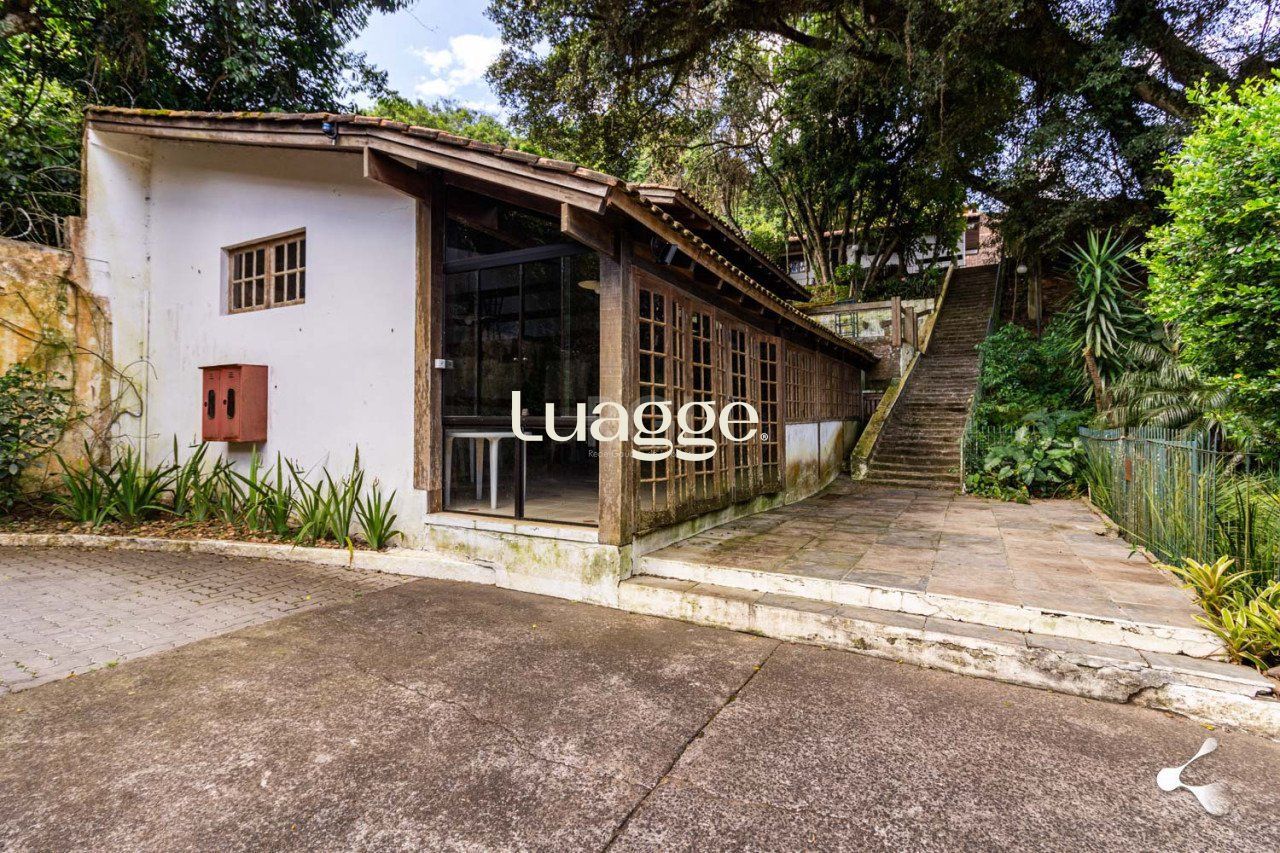 Casa de Condomínio à venda com 4 quartos, 233m² - Foto 47