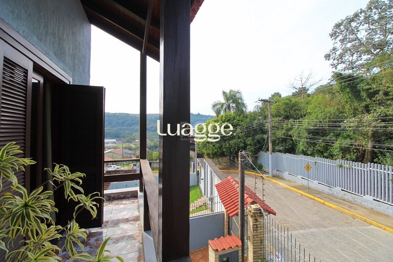 Casa à venda com 3 quartos, 340m² - Foto 37