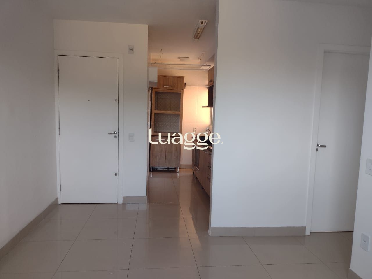 Apartamento à venda com 2 quartos, 39m² - Foto 2