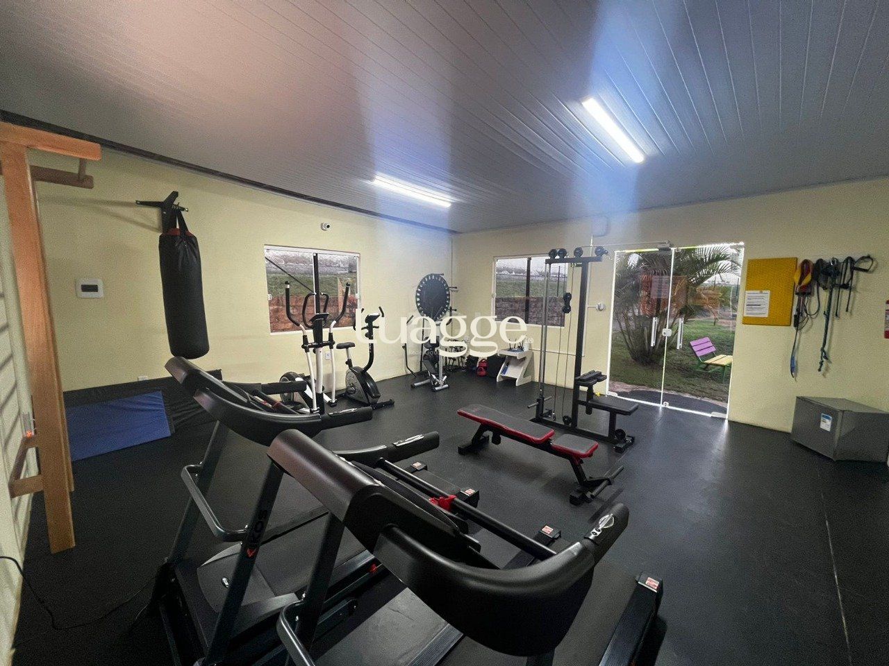 Apartamento à venda com 2 quartos, 38m² - Foto 11