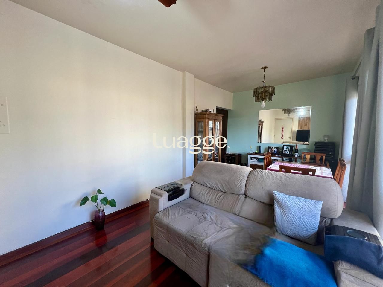 Apartamento à venda com 3 quartos, 96m² - Foto 3