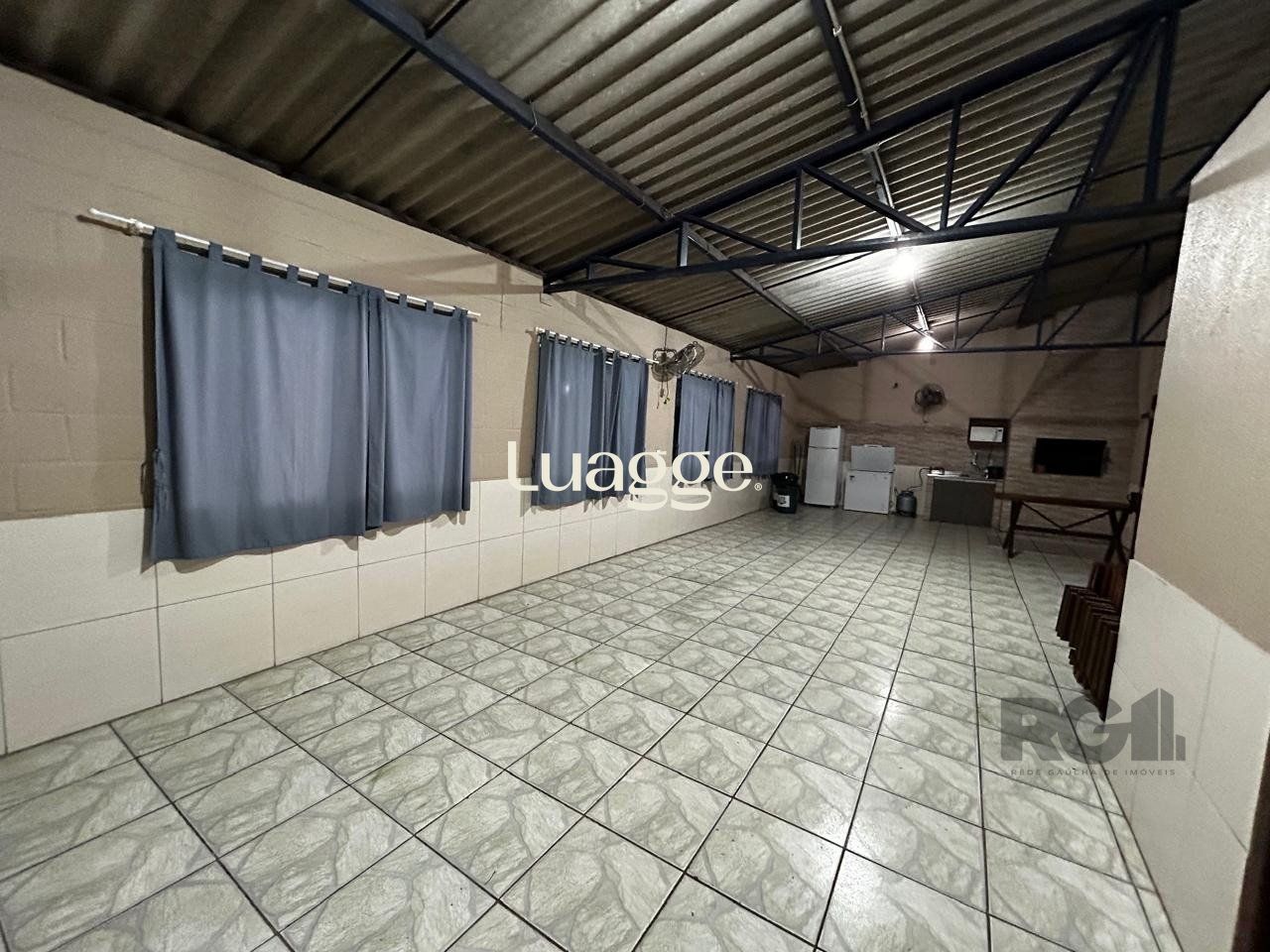 Apartamento à venda com 2 quartos, 38m² - Foto 23