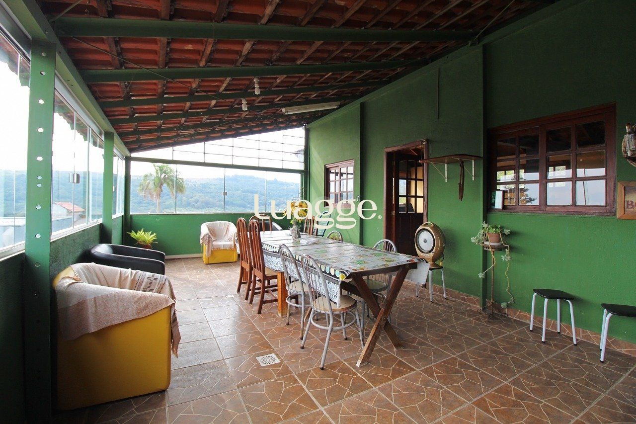 Casa à venda com 3 quartos, 340m² - Foto 16