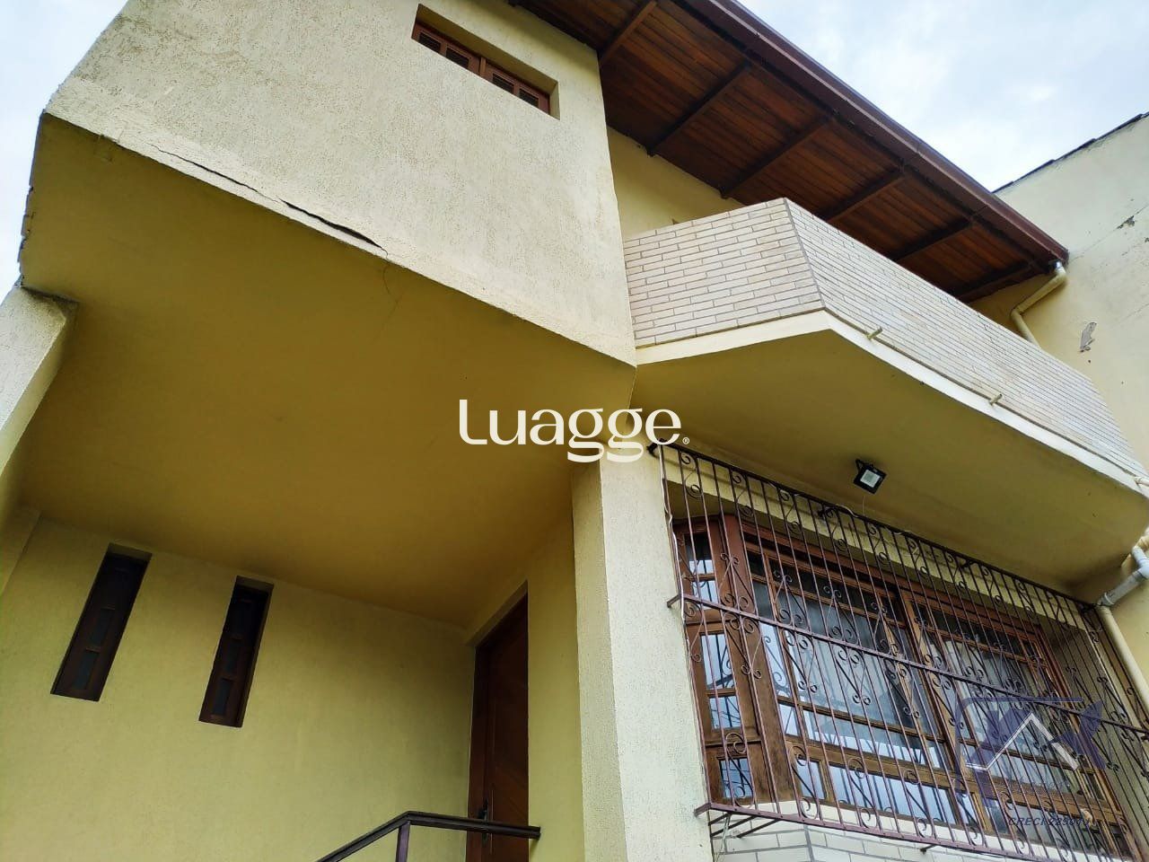 Casa à venda com 3 quartos, 219m² - Foto 3