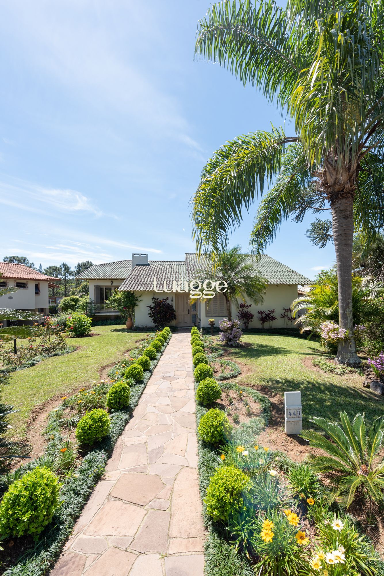 Casa de Condomínio à venda com 3 quartos, 352m² - Foto 6