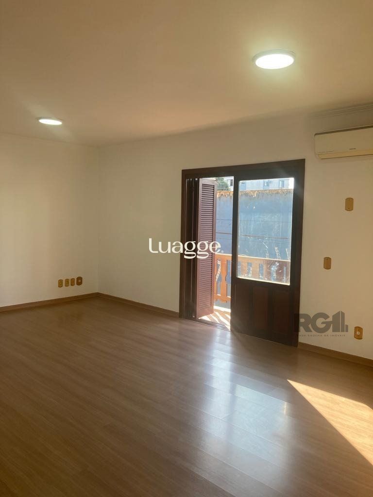 Apartamento à venda com 3 quartos, 158m² - Foto 3