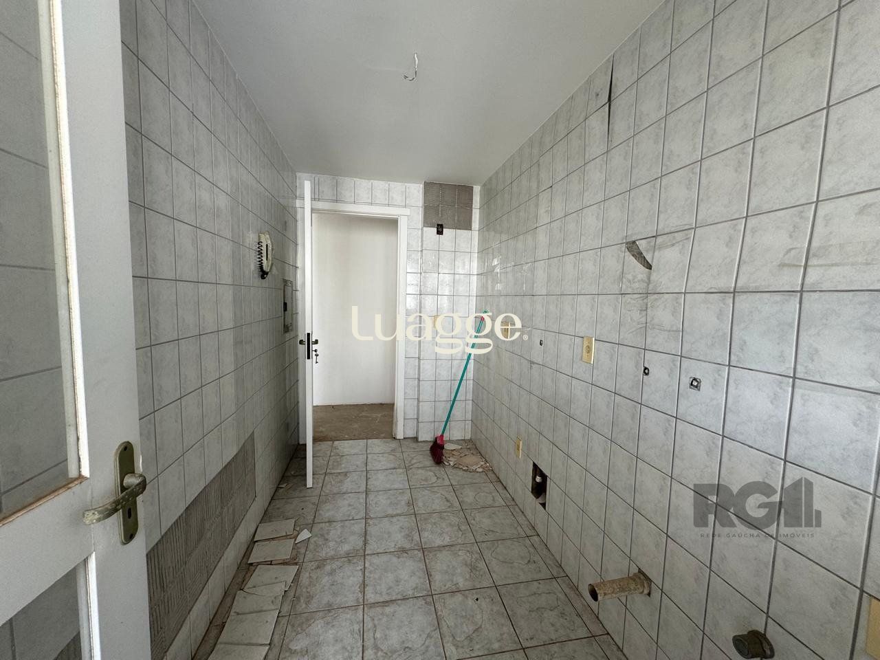 Apartamento à venda com 3 quartos, 76m² - Foto 22