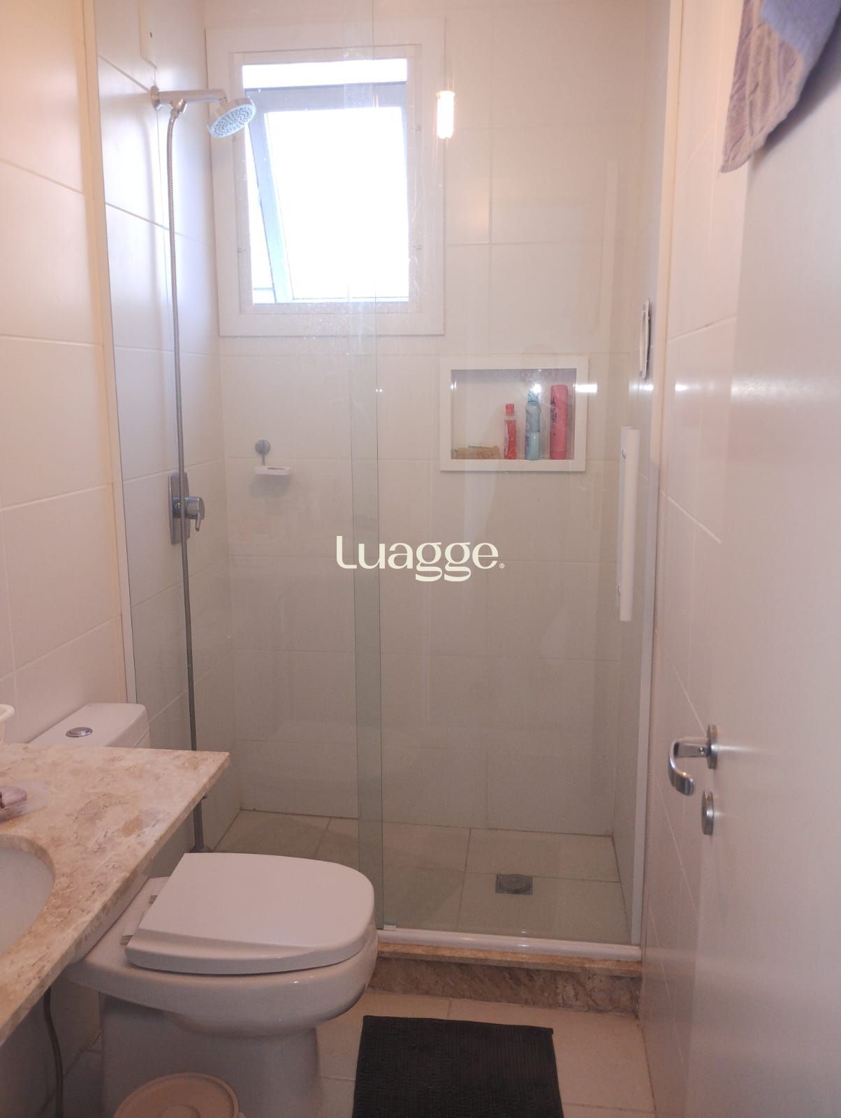 Casa de Condomínio à venda com 3 quartos, 137m² - Foto 1