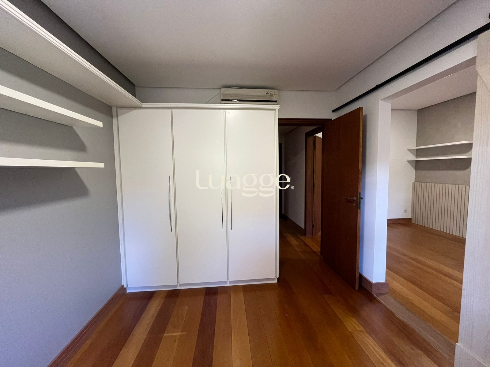 Casa de Condomínio à venda com 3 quartos, 236m² - Foto 42