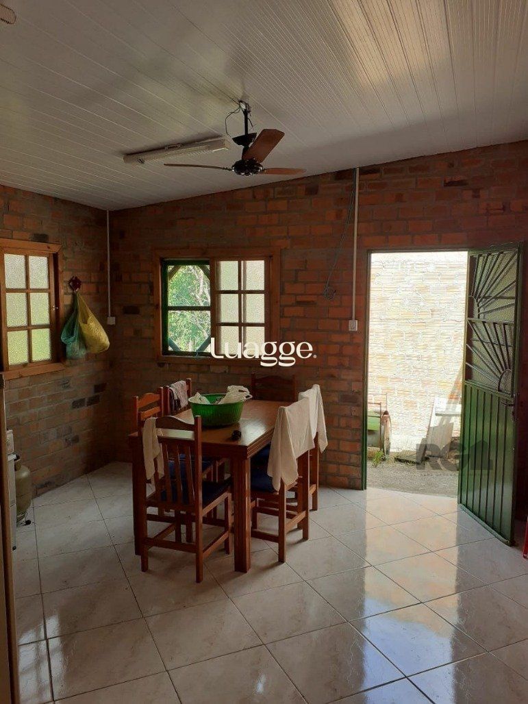Casa à venda com 3 quartos, 99m² - Foto 3