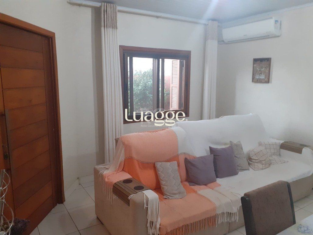 Casa à venda com 3 quartos, 159m² - Foto 2