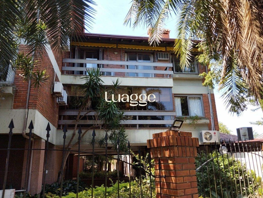 Apartamento à venda com 3 quartos, 125m² - Foto 1