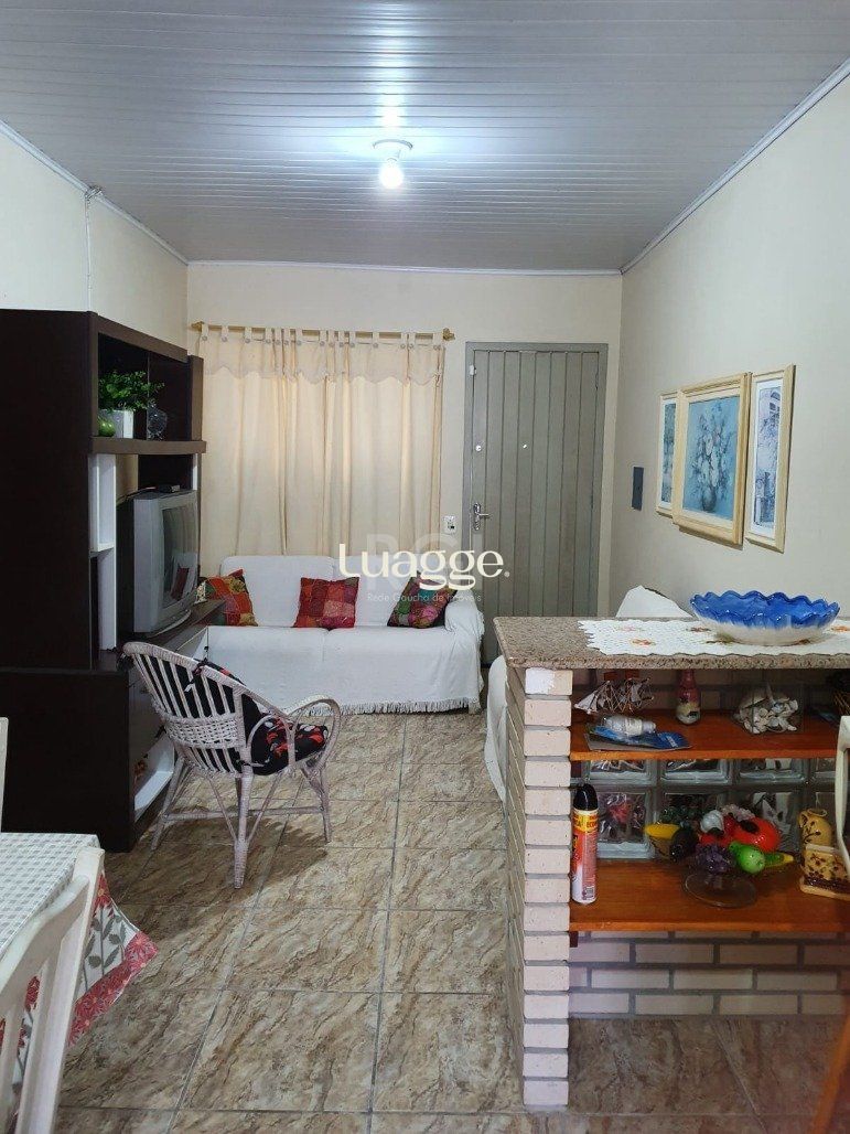 Casa à venda com 3 quartos, 68m² - Foto 6