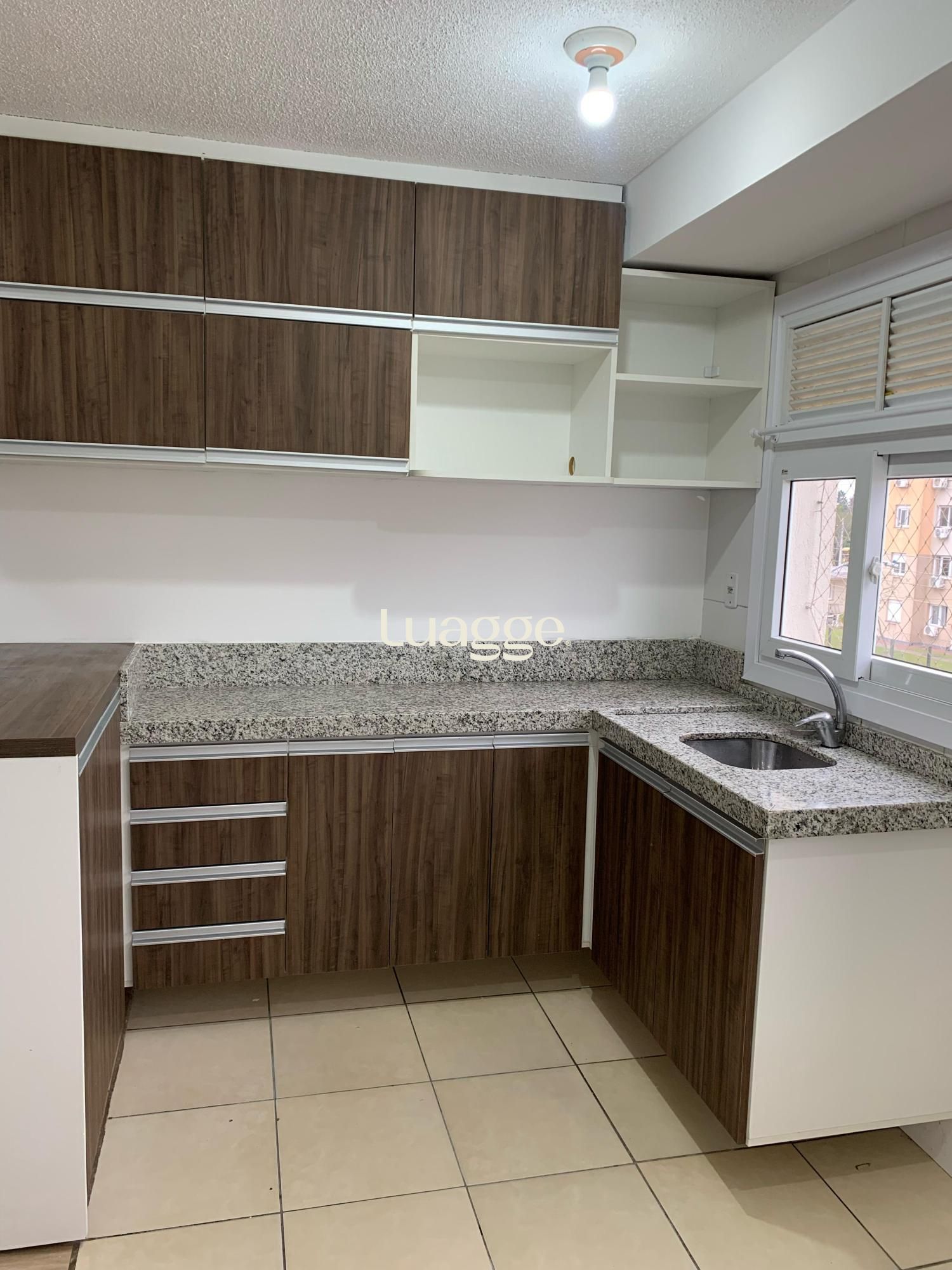 Apartamento à venda com 2 quartos, 48m² - Foto 1