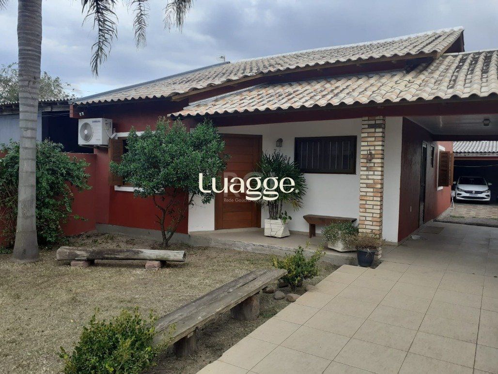 Casa à venda com 3 quartos, 159m² - Foto 1