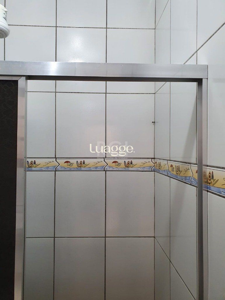 Casa à venda com 3 quartos, 68m² - Foto 25