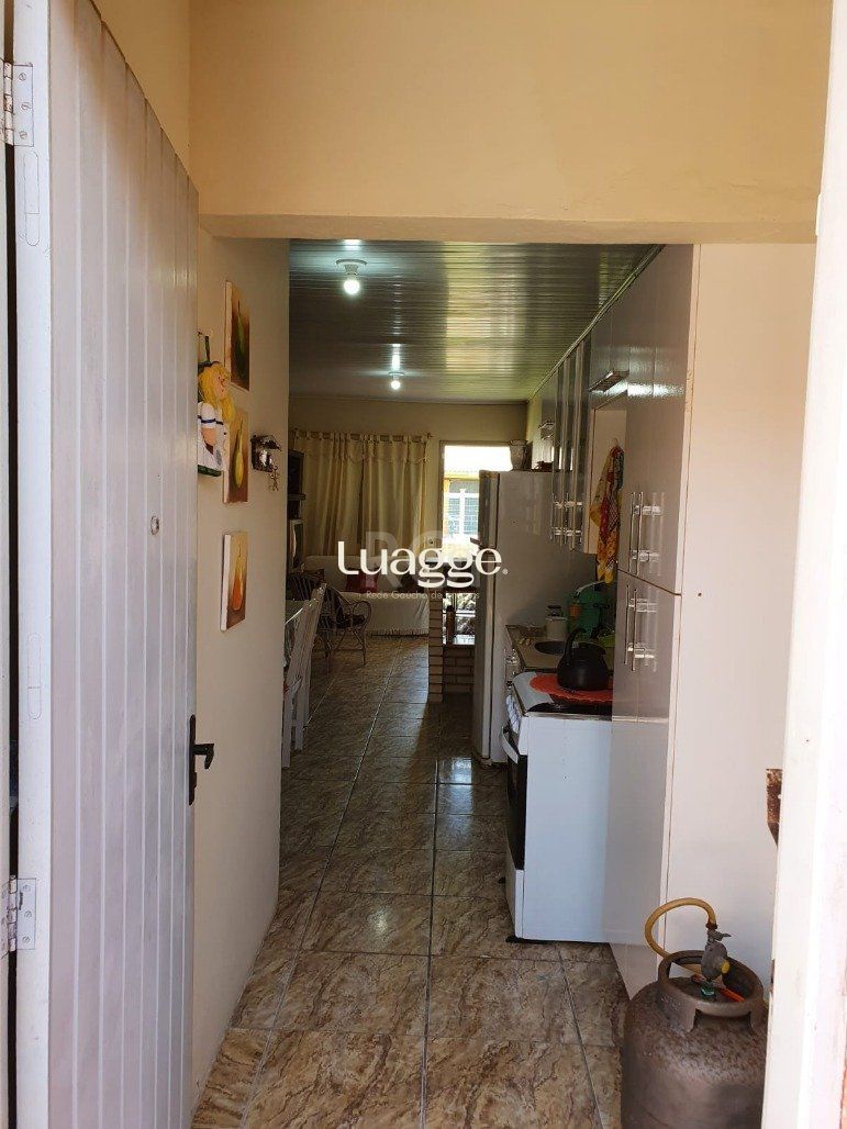 Casa à venda com 3 quartos, 68m² - Foto 29