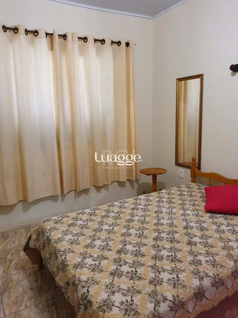 Casa à venda com 3 quartos, 68m² - Foto 13