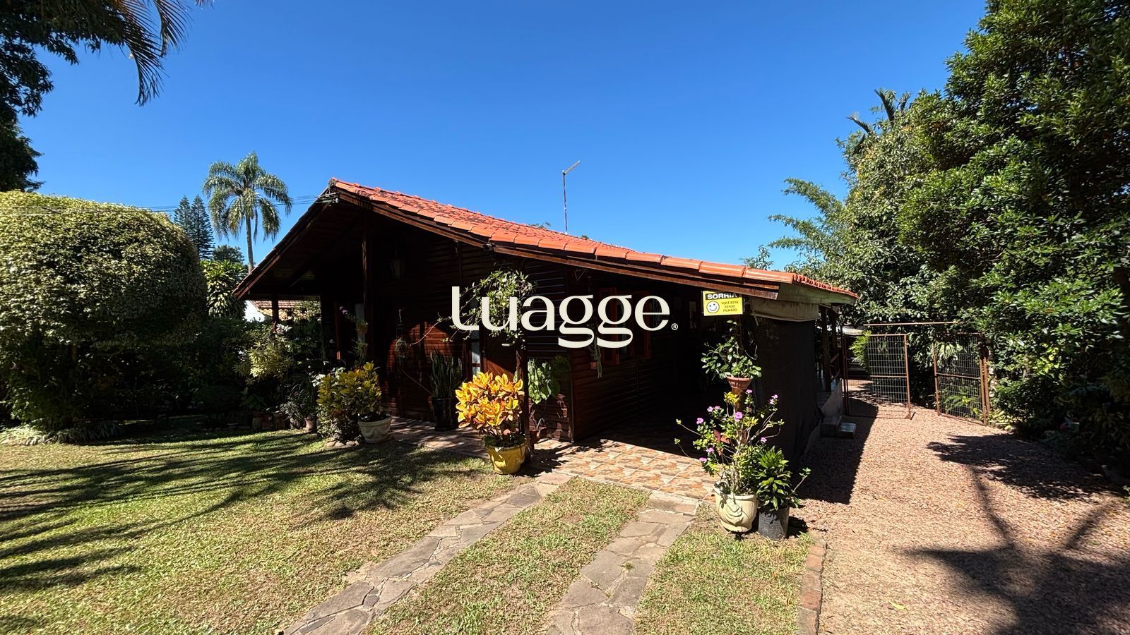 Sítio à venda com 5 quartos, 207m² - Foto 1