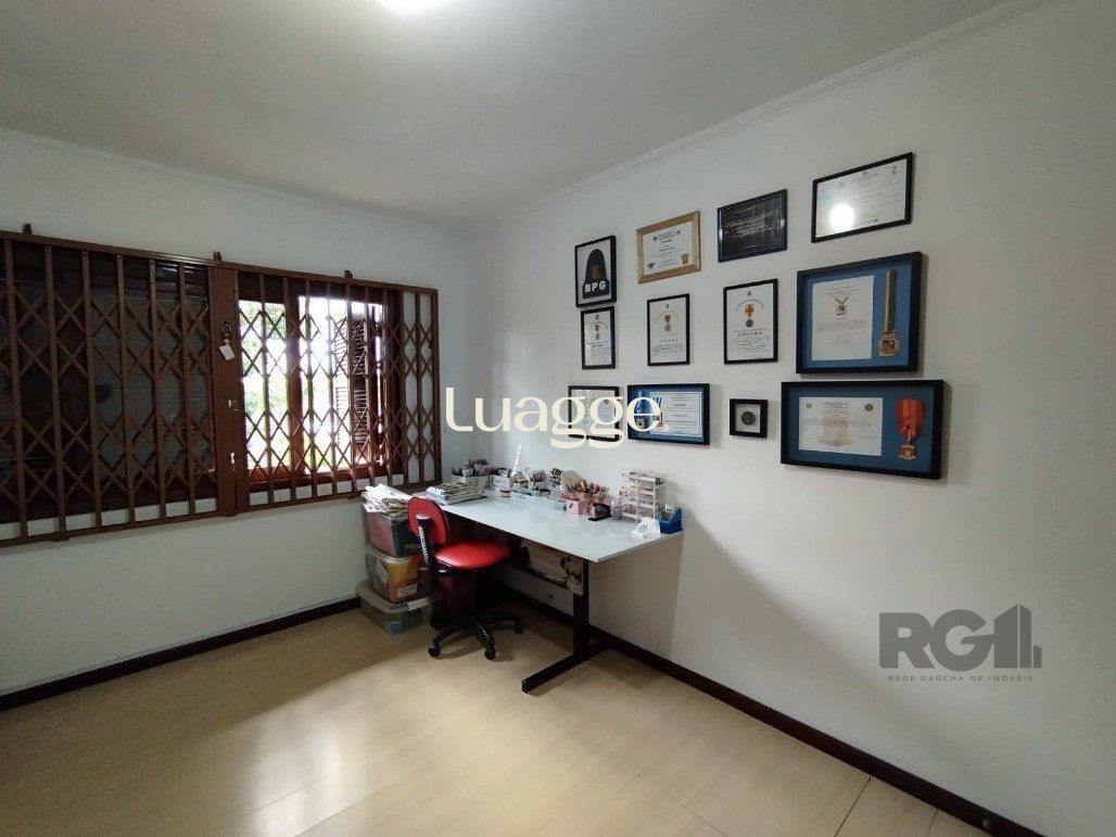 Casa à venda com 3 quartos, 170m² - Foto 9