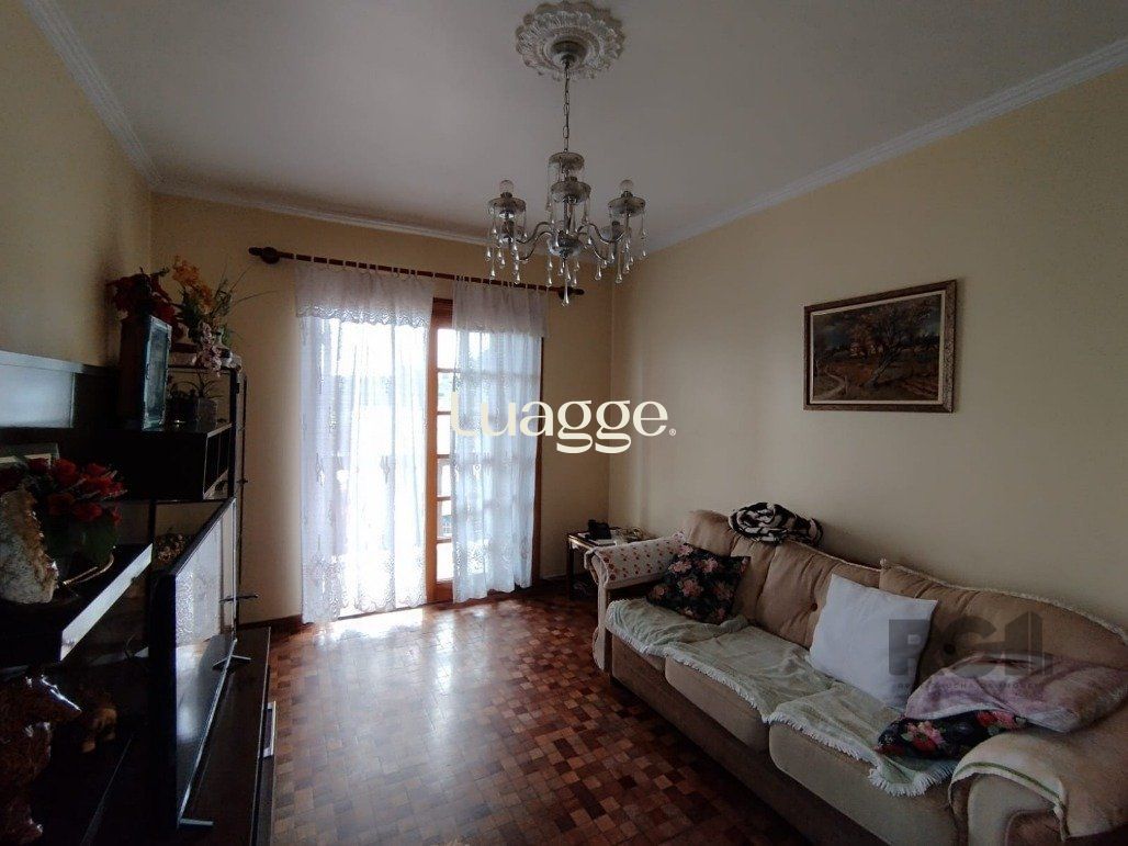 Casa à venda com 3 quartos, 359m² - Foto 4